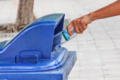 Efficient clearance service handling household items